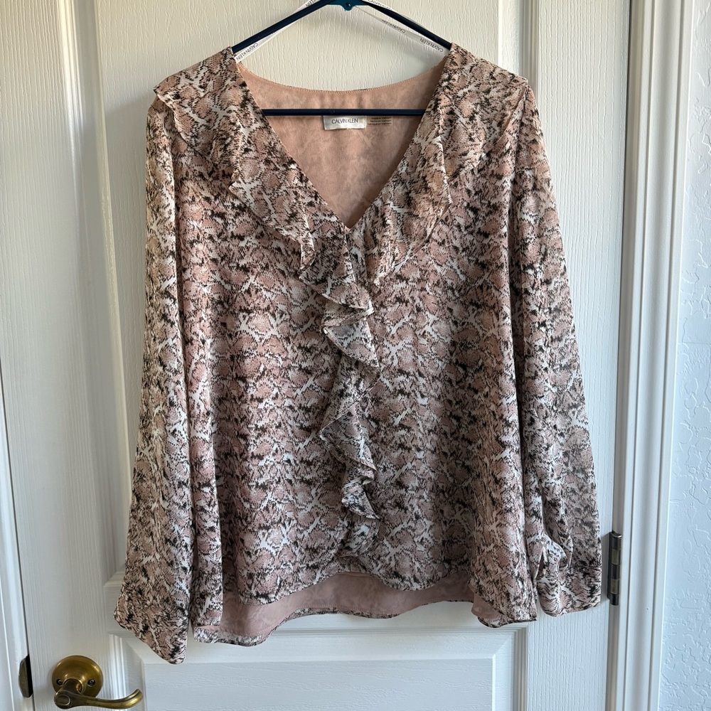 Calvin Klein Ruffle Blouse Top Shirt Long Sleeve Beige Snake Print Size XL